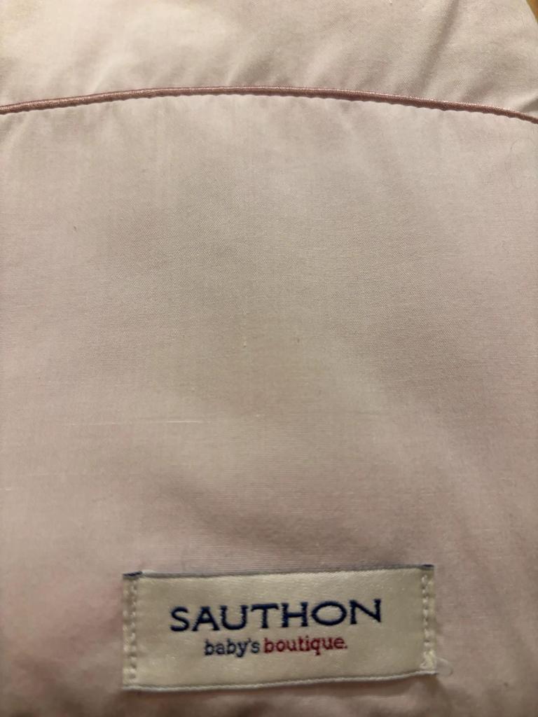 Nid d'ange brodé Sauthon rose poudré