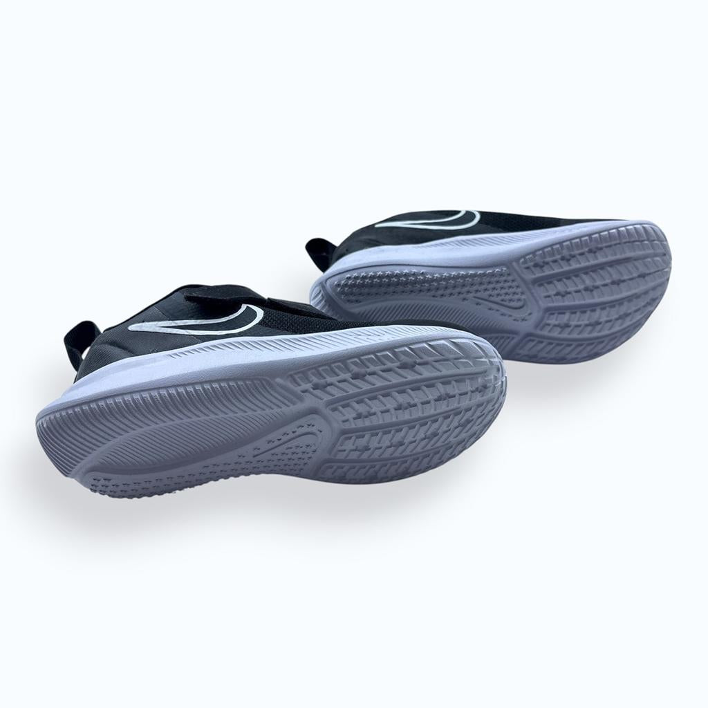Baskets À Scratch Nike - 27 - Noir - État : Neuf Avec Étiquette