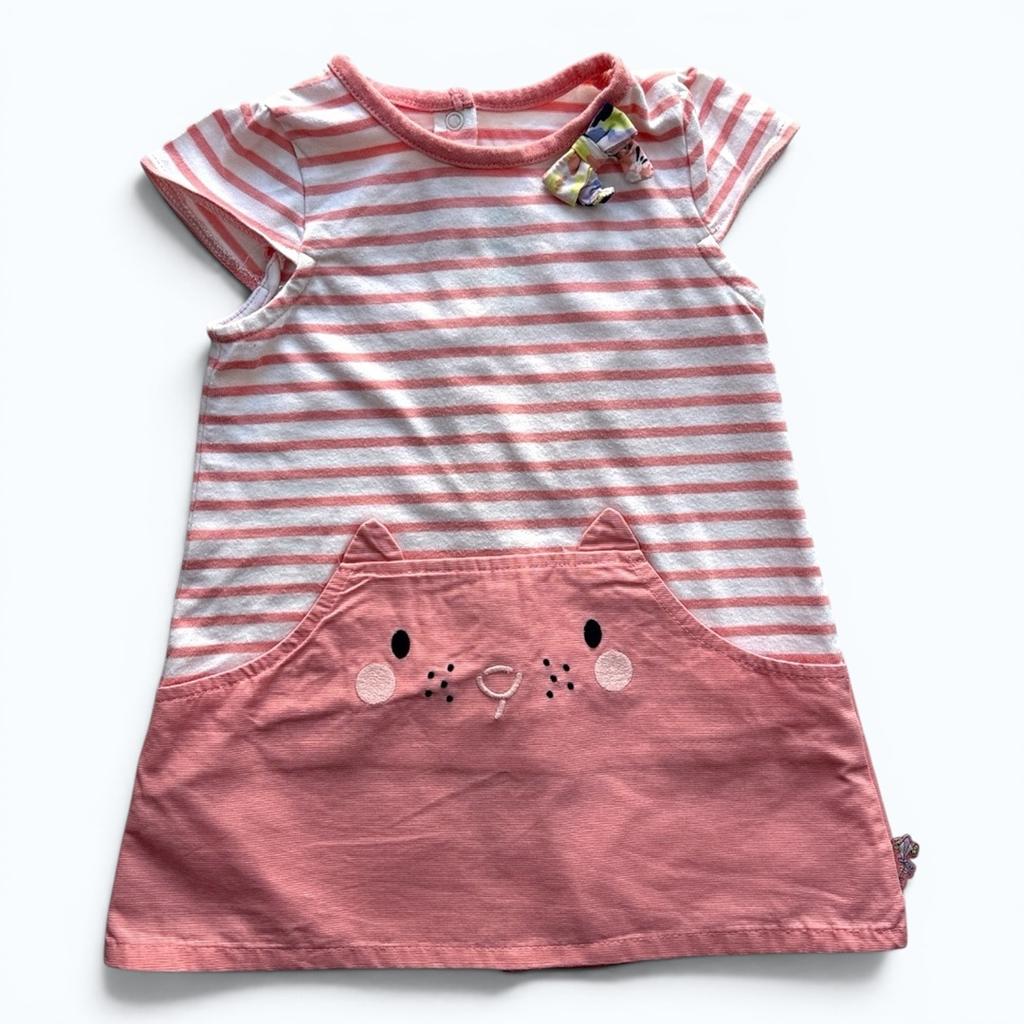Robe Sergent Major - 12 mois - Rose - État : Excellent